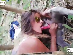 ArtOfZoo pit bull ve güzellikle doğada hayvanlarla cinsel ilişki